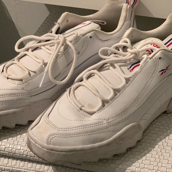 Reebok shoes - Picture 2 of 5